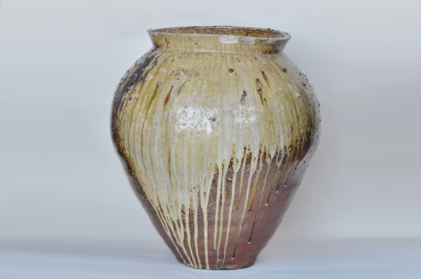 販売日本 2c7-8室町時代　越前焼　花瓶　時代 陶芸